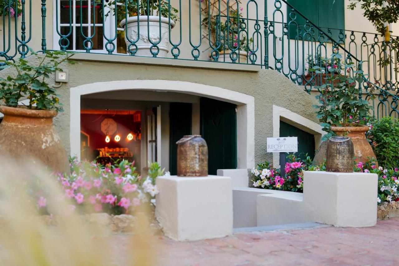 Hotel Club I Pini - Residenza D'Epoca In Versilia Λίντο ντι Καμαϊόρε Εξωτερικό φωτογραφία